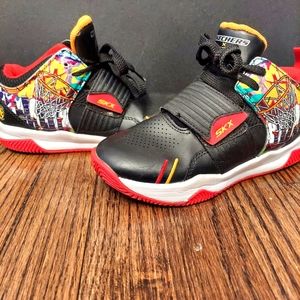 Skechers SKX Hoop Til it Hurts Sneaker